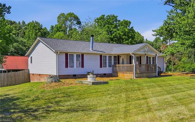 1551 Pecan Lane, Kernersville, NC 27284