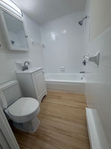 23 Fleet Street 7, Boston, MA 02113