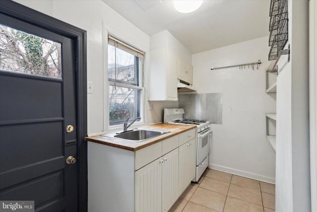 3917 BRANDYWINE ST, Philadelphia, PA 19104