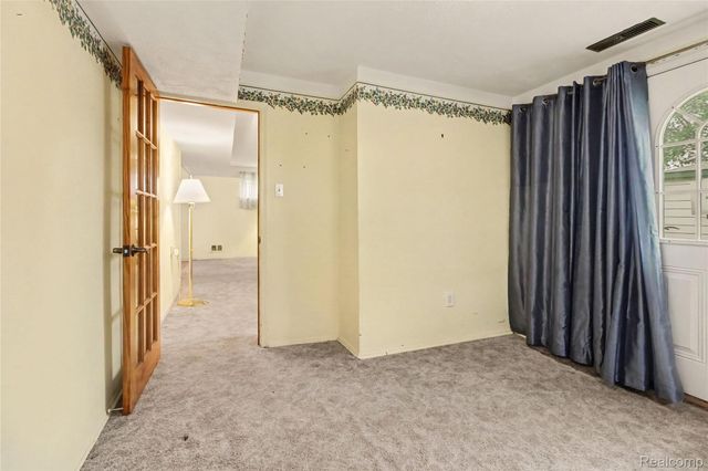 31019 Cooley Boulevard, Westland, MI 48185