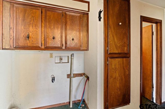 20081 Red Oak Drive, Larue, TX 75770