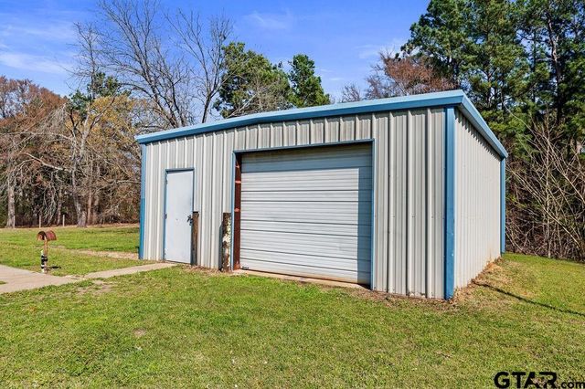 20081 Red Oak Drive, Larue, TX 75770
