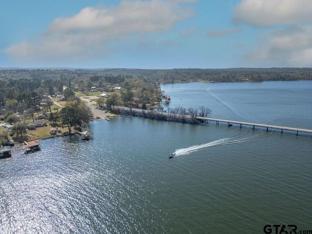 20081 Red Oak Drive, Larue, TX 75770