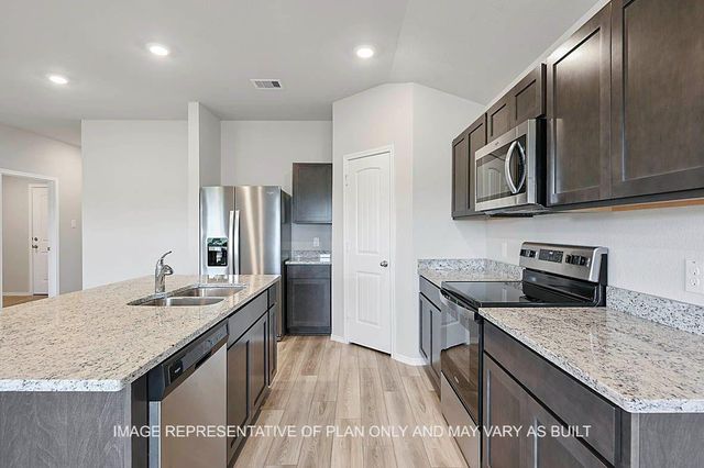 5427 Bear Run, Bryan, TX 77803