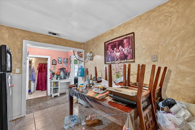 1407 N Main Street, Carrollton, TX 75006