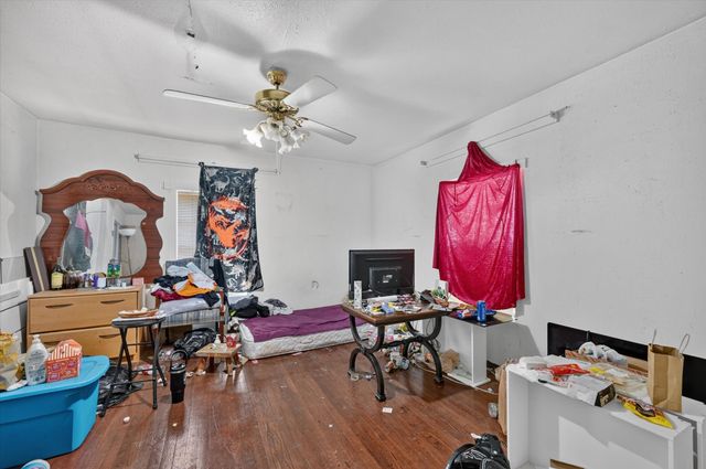 1407 N Main Street, Carrollton, TX 75006