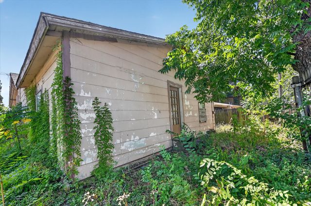 1407 N Main Street, Carrollton, TX 75006