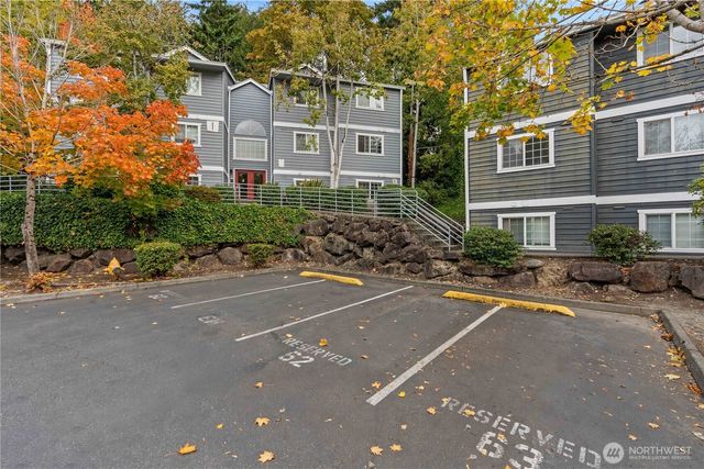 23410 18th Avenue S #I102, Des Moines, WA 98198