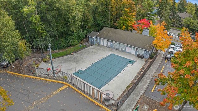 23410 18th Avenue S #I102, Des Moines, WA 98198