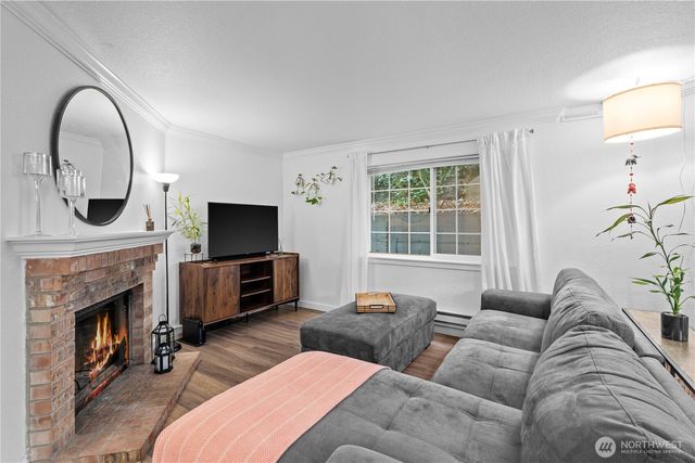 23410 18th Avenue S #I102, Des Moines, WA 98198