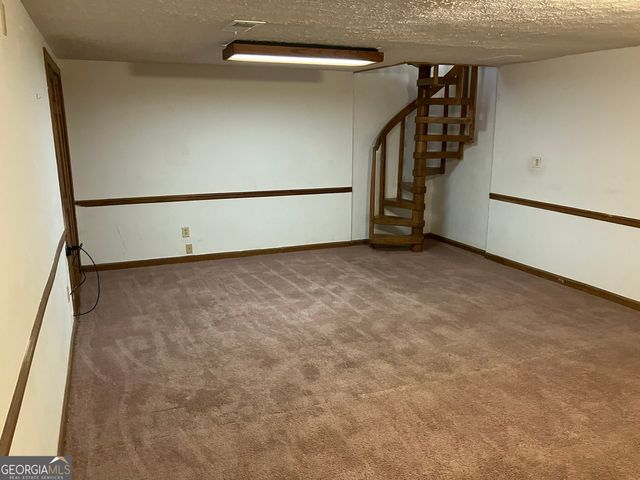 1288 Lakewood Drive NE, Conyers, GA 30013