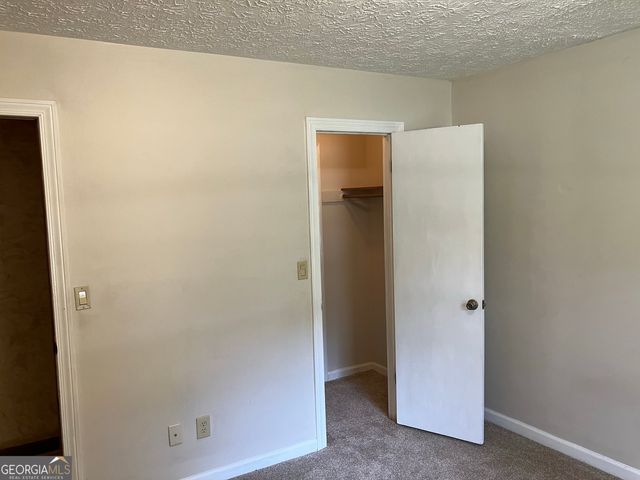 1288 Lakewood Drive NE, Conyers, GA 30013