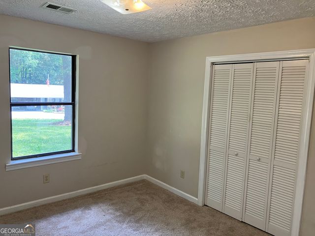 1288 Lakewood Drive NE, Conyers, GA 30013