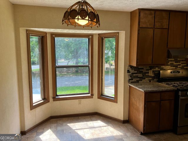 1288 Lakewood Drive NE, Conyers, GA 30013