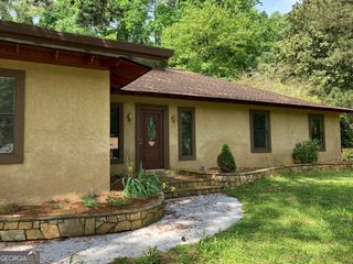 1288 Lakewood Drive NE, Conyers, GA 30013