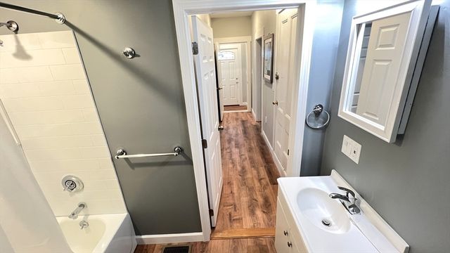 31 Ridgeway Street 1, Lynn, MA 01902