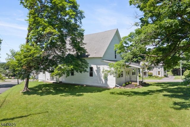 125 Main Street, Hampton Boro, NJ 08827