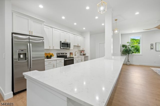 125 Main Street, Hampton Boro, NJ 08827