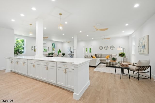 125 Main Street, Hampton Boro, NJ 08827