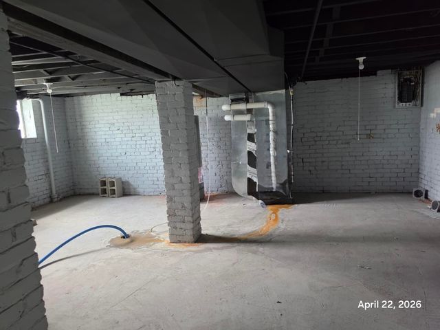 2181 Harding Street, Detroit, MI 48214