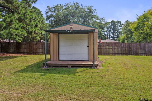 419 County Road 4164, Pittsburg, TX 75686