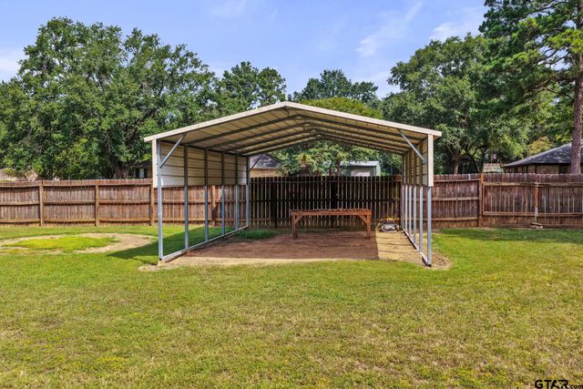 419 County Road 4164, Pittsburg, TX 75686