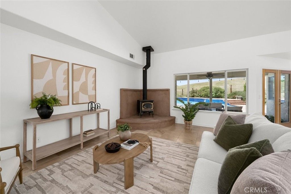 Image 11 of property listing at 1590 Shiloh Place, Templeton, CA 93465