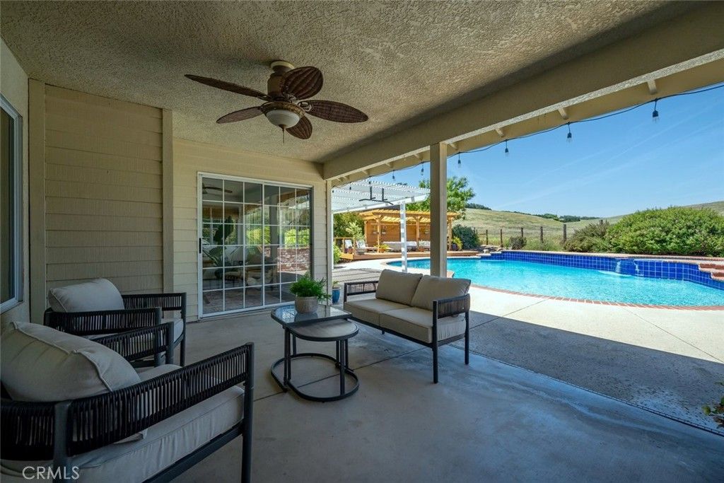 Image 8 of property listing at 1590 Shiloh Place, Templeton, CA 93465