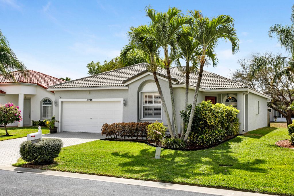 10748 Hidden Bend Way, Wellington, FL 33414