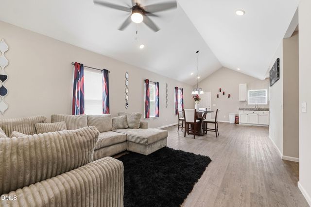 1467 Pollard Avenue, Burlington, NC 27217