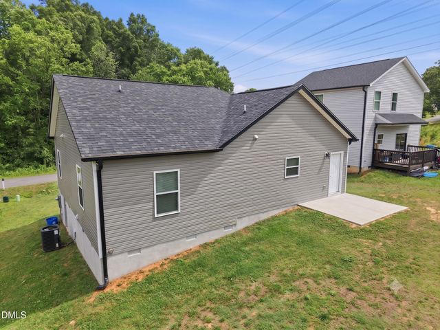 1467 Pollard Avenue, Burlington, NC 27217