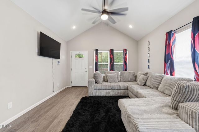 1467 Pollard Avenue, Burlington, NC 27217