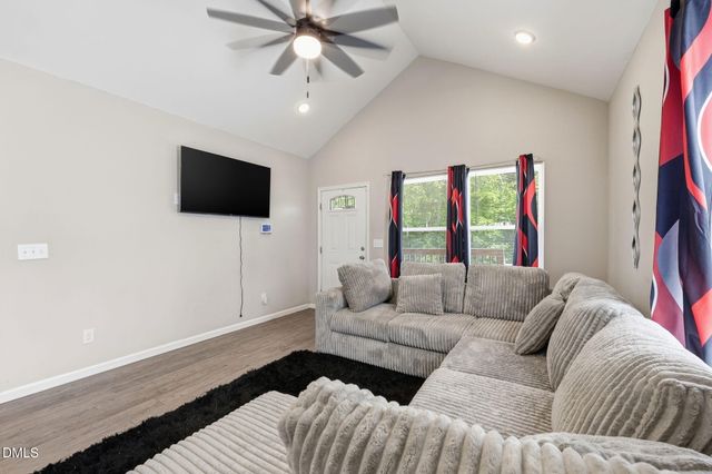 1467 Pollard Avenue, Burlington, NC 27217