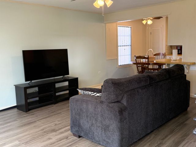 6861 West Main Street, Houma, LA 70360