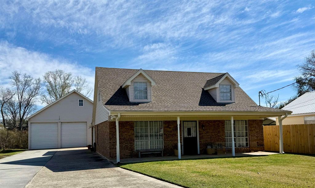 6861 West Main Street, Houma, LA 70360
