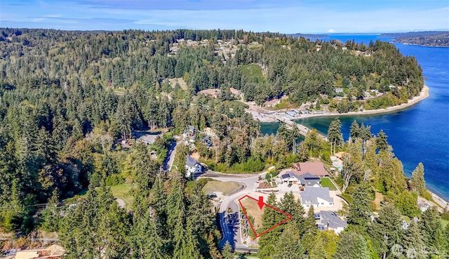 14295 Olalla Crest Lane SE #M, Olalla, WA 98359