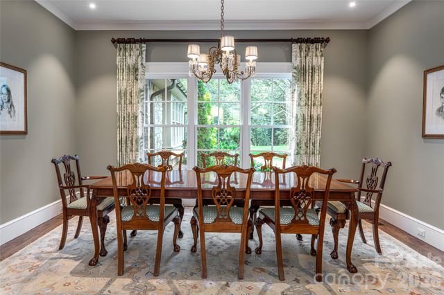 402 Vanderbilt Road, Asheville, NC 28803