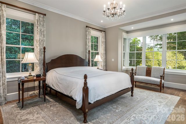 402 Vanderbilt Road, Asheville, NC 28803