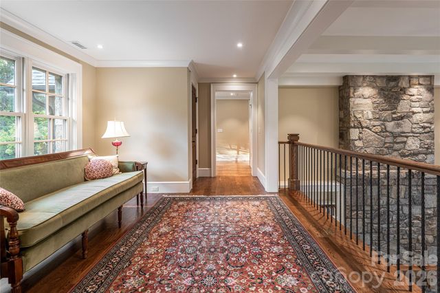 402 Vanderbilt Road, Asheville, NC 28803