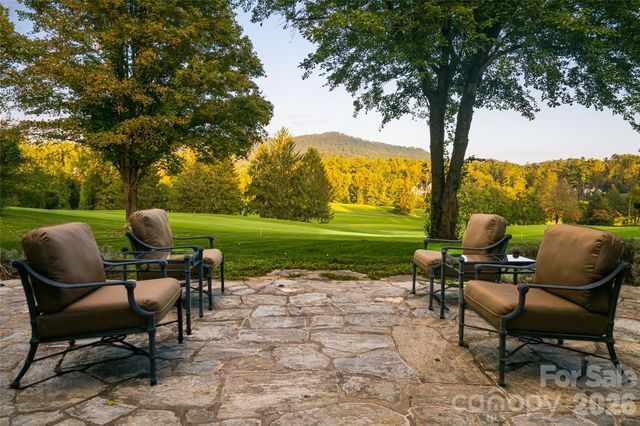 402 Vanderbilt Road, Asheville, NC 28803