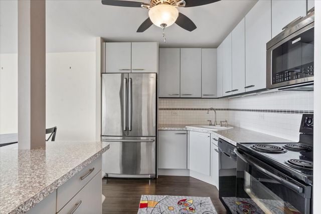 5445 N Sheridan Road 2608, Chicago, IL 60640