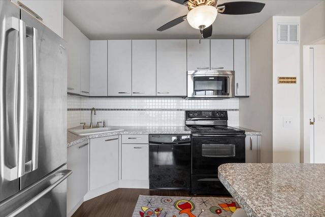 5445 N Sheridan Road 2608, Chicago, IL 60640