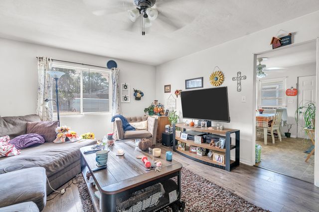 2609 Lincoln Street, Highland, IN 46322
