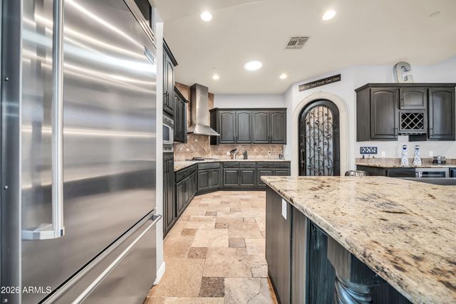 18029 W SAN JUAN Avenue, Litchfield Park, AZ 85340