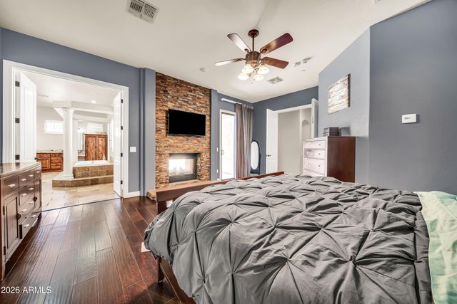 18029 W SAN JUAN Avenue, Litchfield Park, AZ 85340