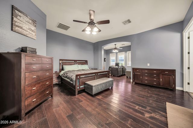 18029 W SAN JUAN Avenue, Litchfield Park, AZ 85340