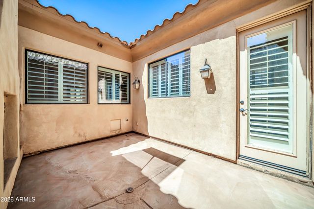 18029 W SAN JUAN Avenue, Litchfield Park, AZ 85340