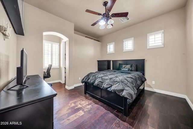 18029 W SAN JUAN Avenue, Litchfield Park, AZ 85340