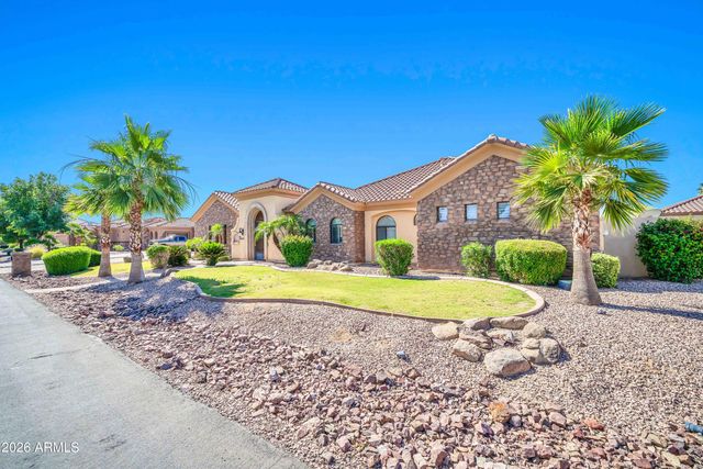 18029 W SAN JUAN Avenue, Litchfield Park, AZ 85340