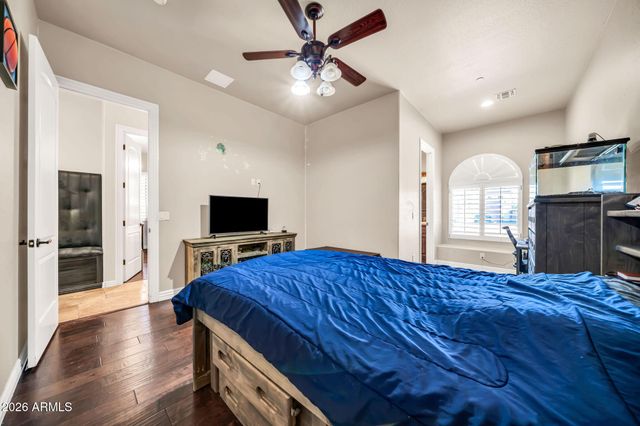 18029 W SAN JUAN Avenue, Litchfield Park, AZ 85340